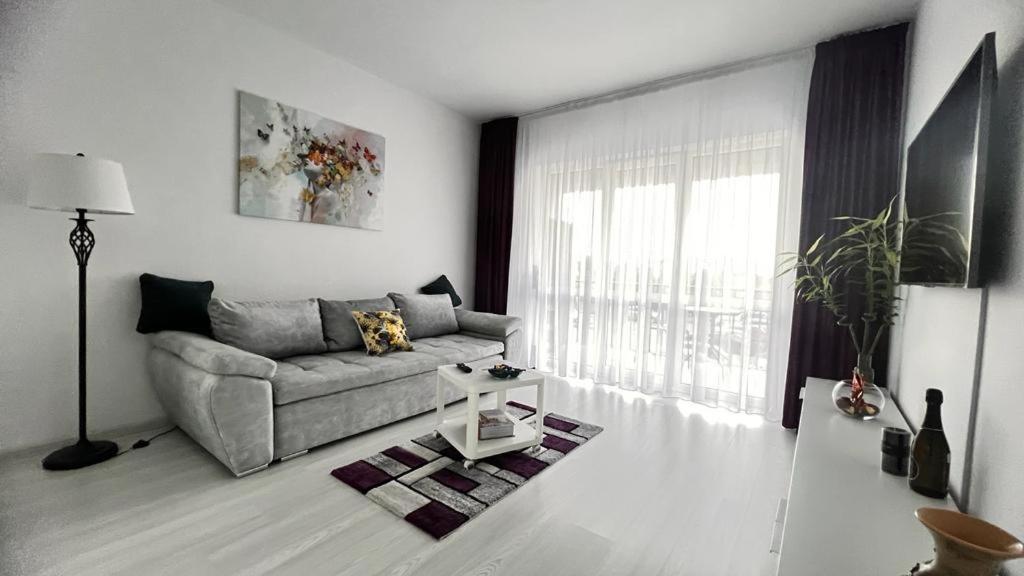 One Apartment Militari บูคาเรสต์ ภายนอก รูปภาพ